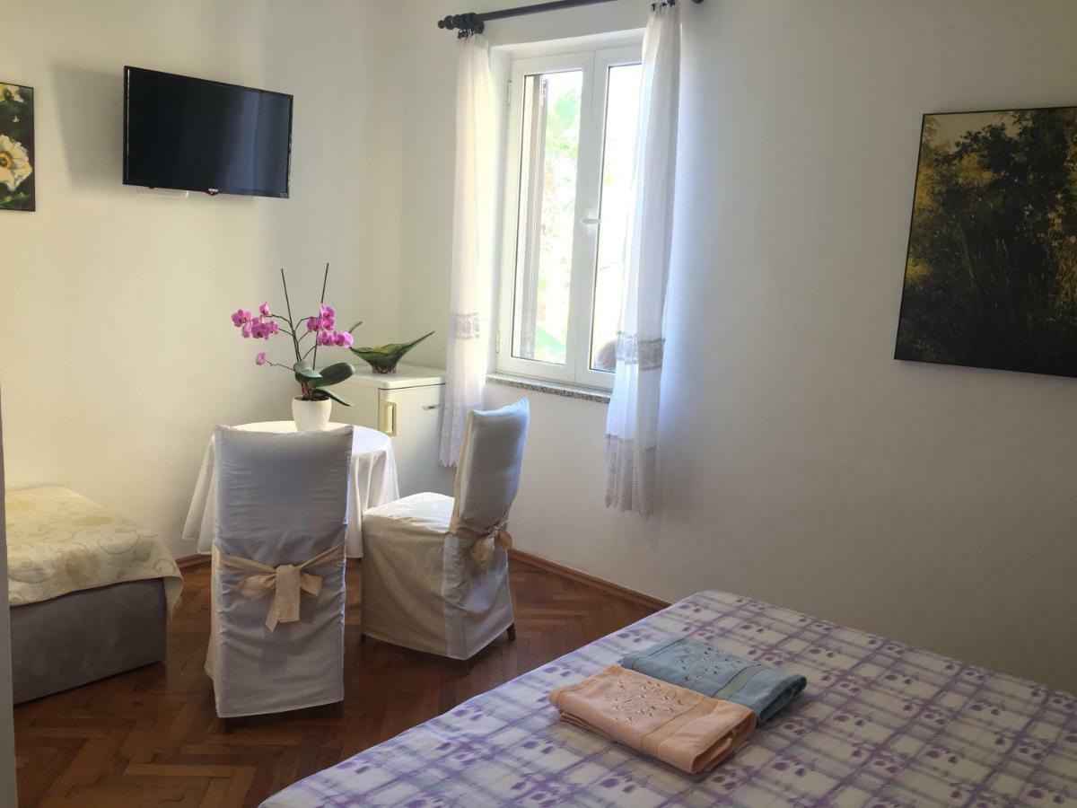 Rooms Tusculum Opatija Buitenkant foto